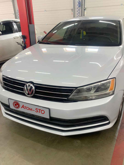 Установка ГБО на VOLKSWAGEN JETTA 1.4 2017 в Киеве на Окружной, Борщаговка.